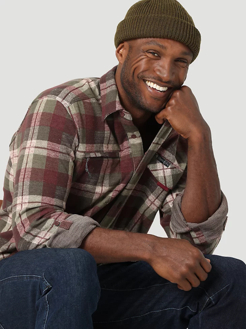 ropa arroyo de cereza (112331239) hombres Wrangler camisa atg por brisa BDR0J639